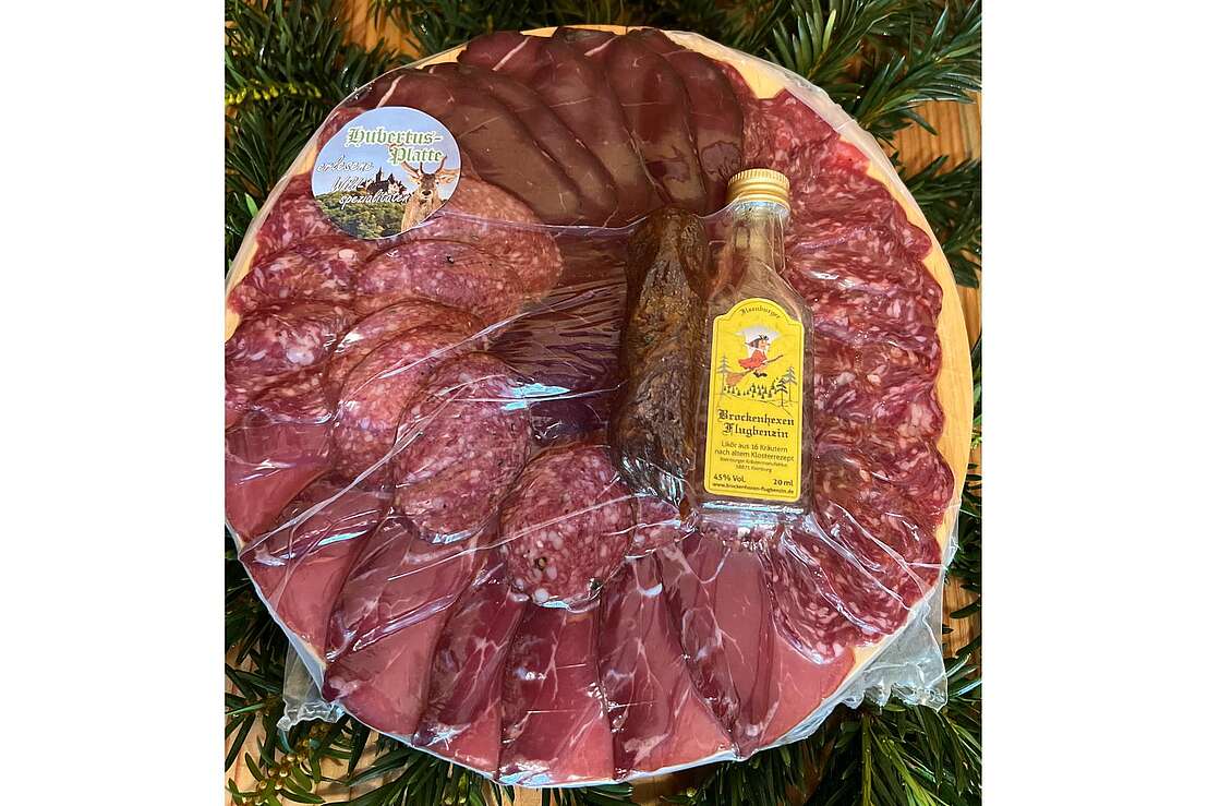 Hubertusplatte mit Wildspezialitäten