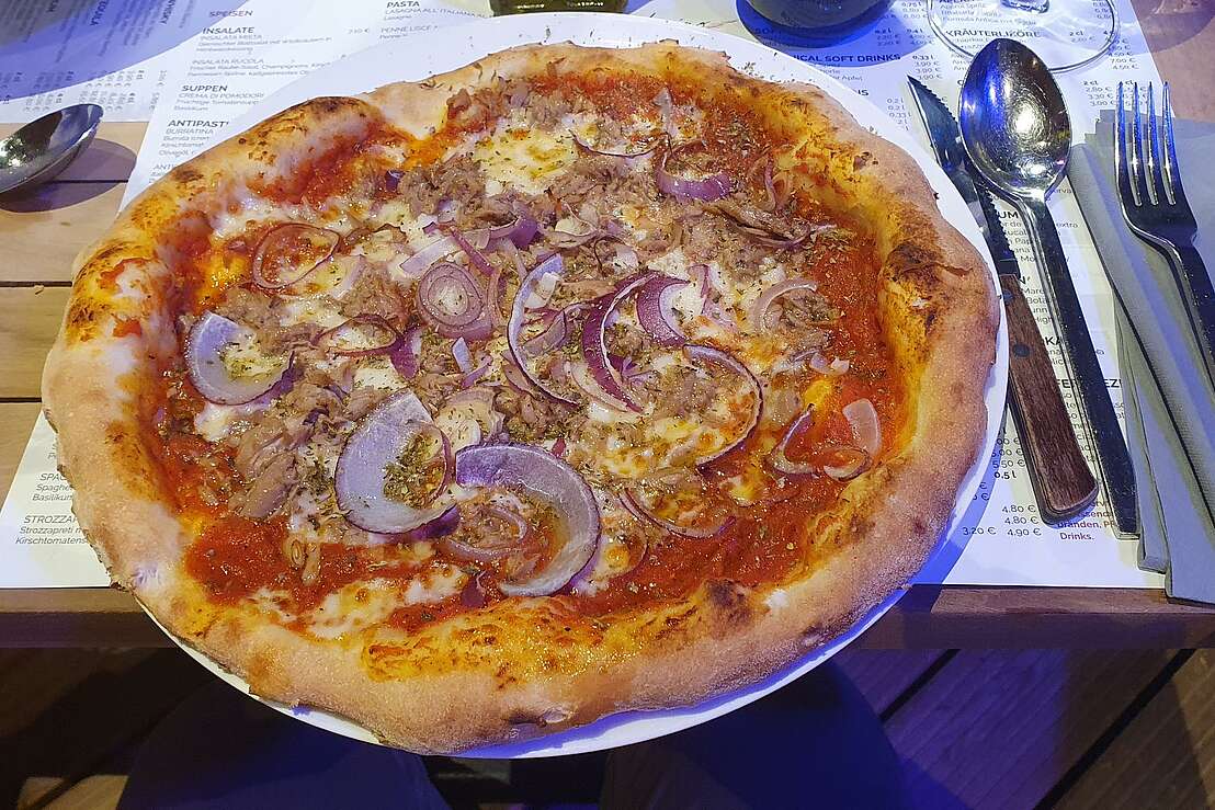 Pizza Tonno