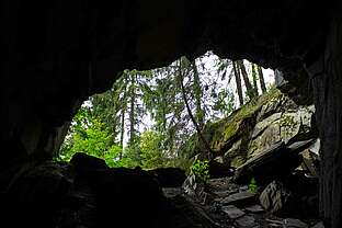 Blick aus der Bärenhöhle bei Goslar