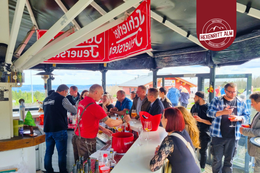 Sommer-Party-Event in der Schirmbar