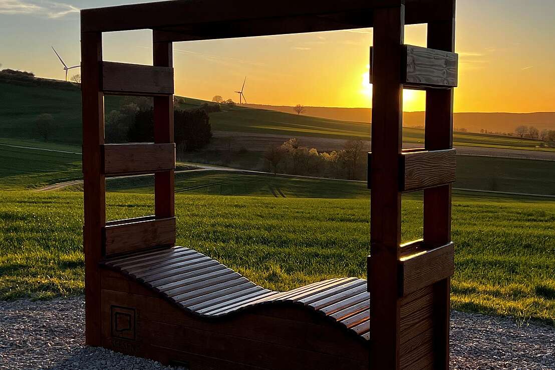 Grünes Fenster: Himmelsliege am Schildberg Grünes Fenster: Himmelsliege am Schildberg