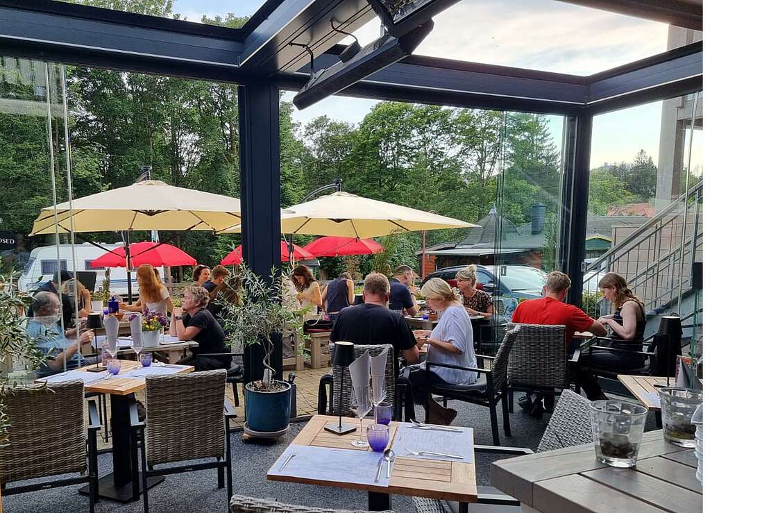 Wintergarten u. Terrasse