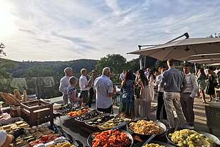 Sunday BBQ im Hotel & Spa Suiten FreiWerk Sunday BBQ im Hotel & Spa Suiten FreiWerk