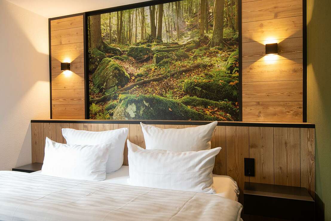 Hochwertiges Boxspringbett im Moospartment Hochwertiges Boxspringbett im Moospartment