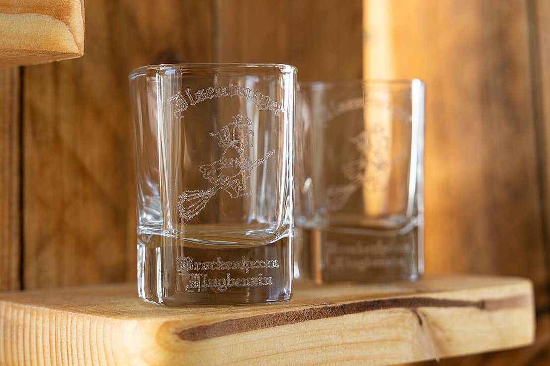 Schnapsglas Ilsenburger Brockenhexen Flugbenzin